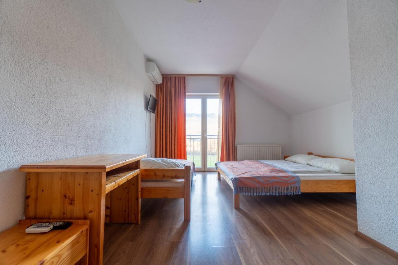 Hotel & Restaurant Babic Vranovaca 外观 照片